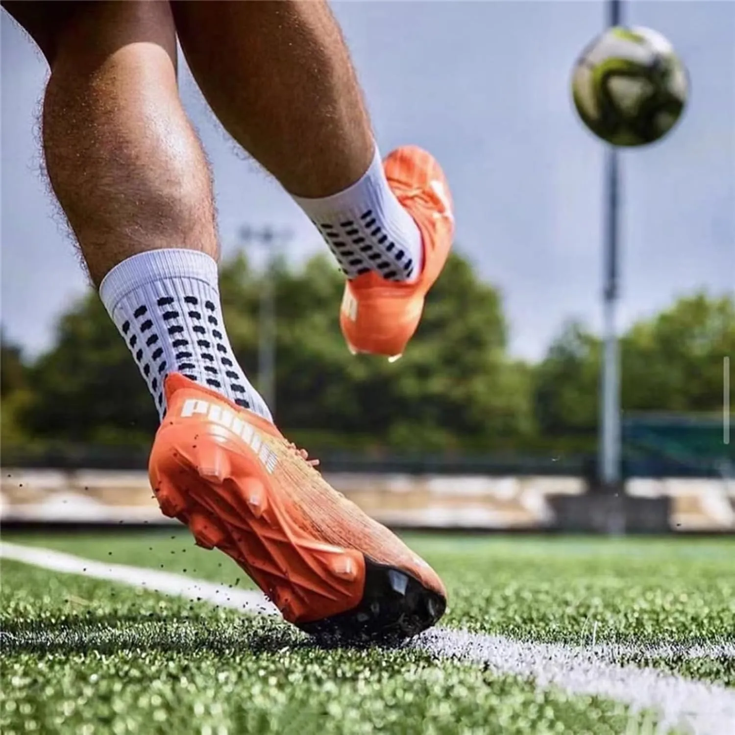 2 Set Anti-Slip Grip Soccer Socks with Shin Guard Sleeves, Sports Athletic Socks for Men Women